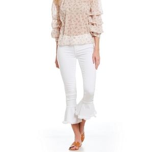 Chelsea & violet white pants